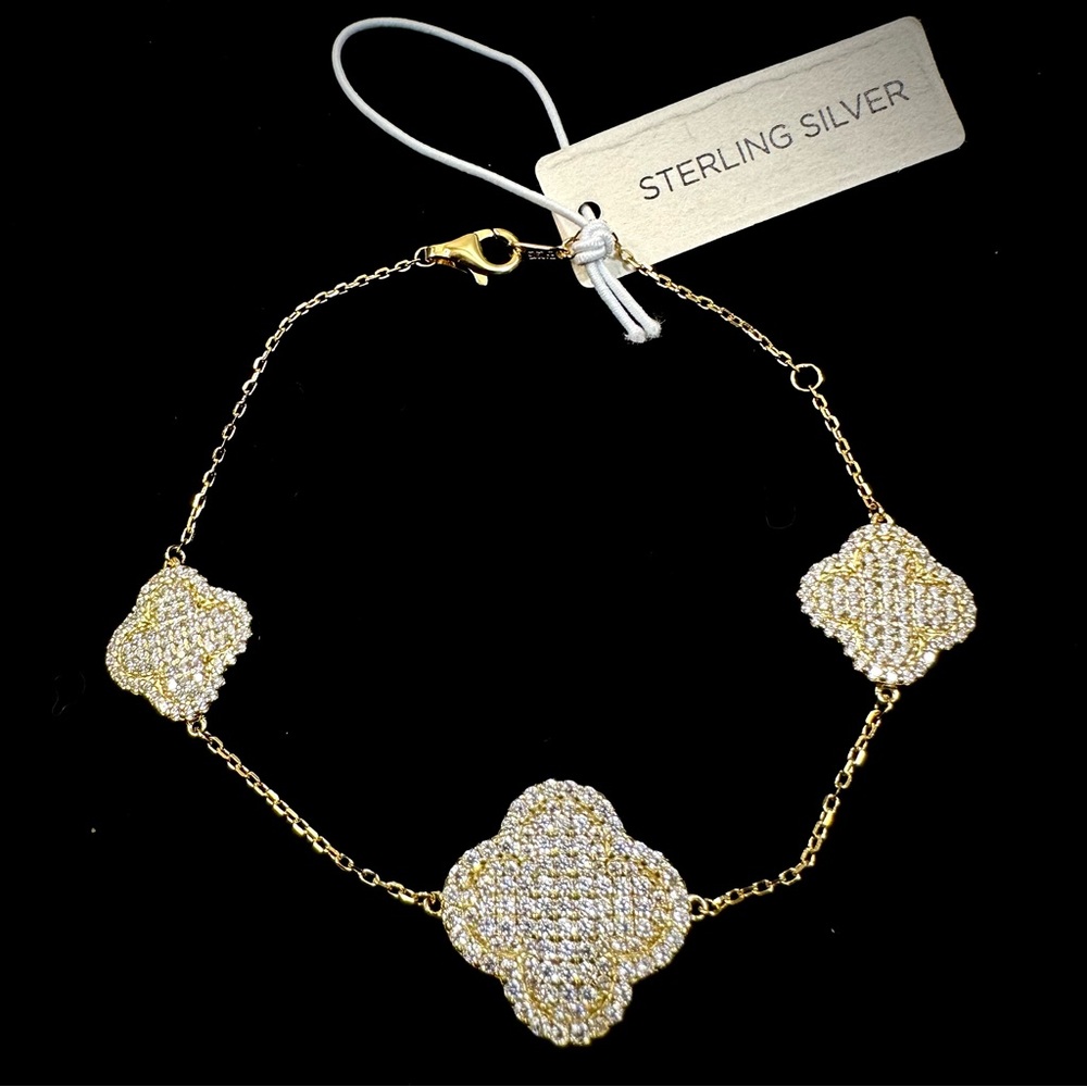 **SOLD!** Rachel Zoe| 18k Gold/Sterling Silver Reversible Pave 3 Clover Bracelet